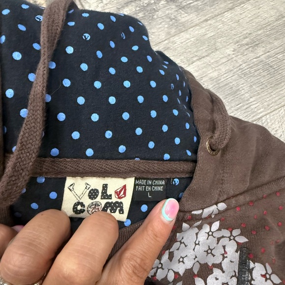 Volcom Brown Graphic Hoodie Sweater - Picture 4 of 4